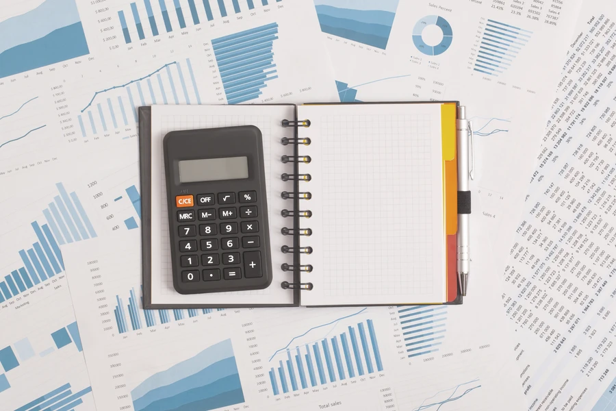 Homebuyer reviewing adjustable-rate mortgage options for 2026