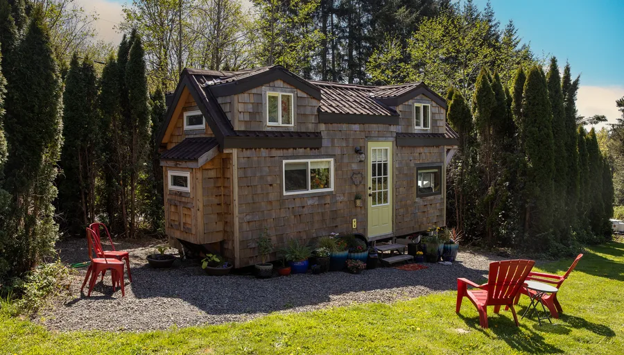 Getting a mortgage for a tiny home, barndominium, or non-traditional property in Florida